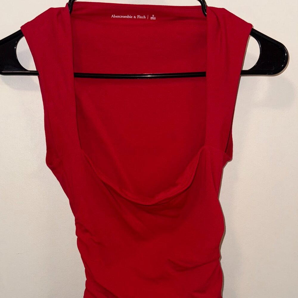 abercrombie square neck tank top w/ ruched sides